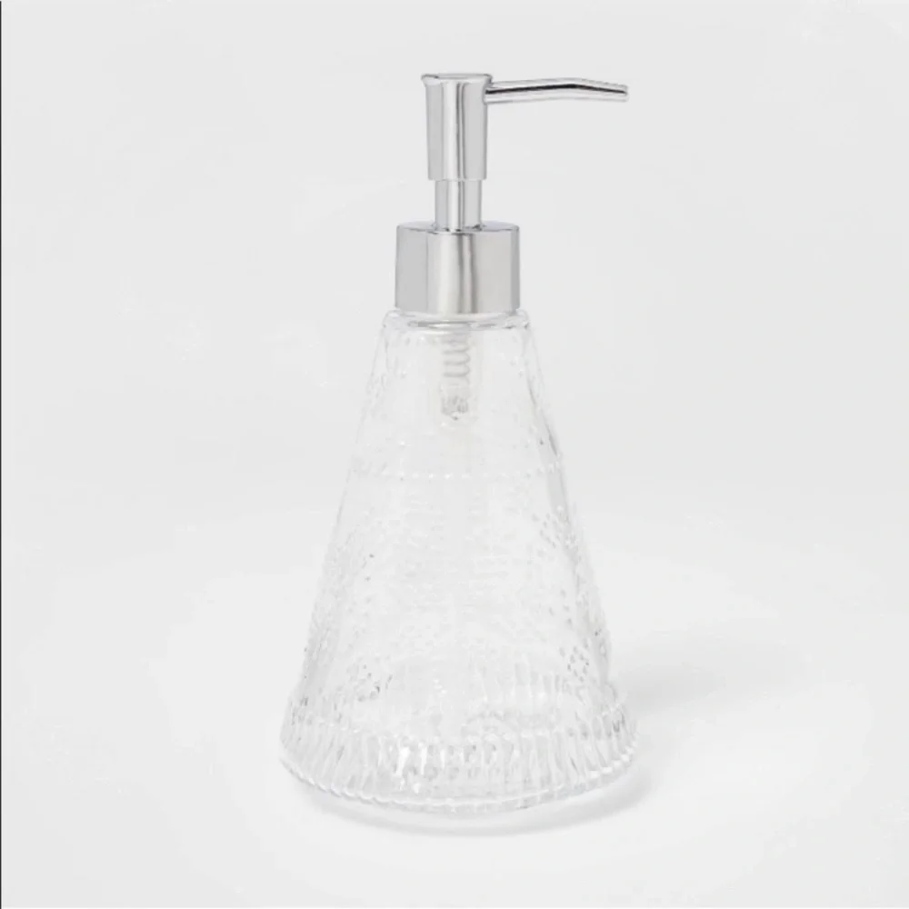 THRESHOLD Soap pump Glass Tumbler Soap tray clear‎ NIB bathroom accessories